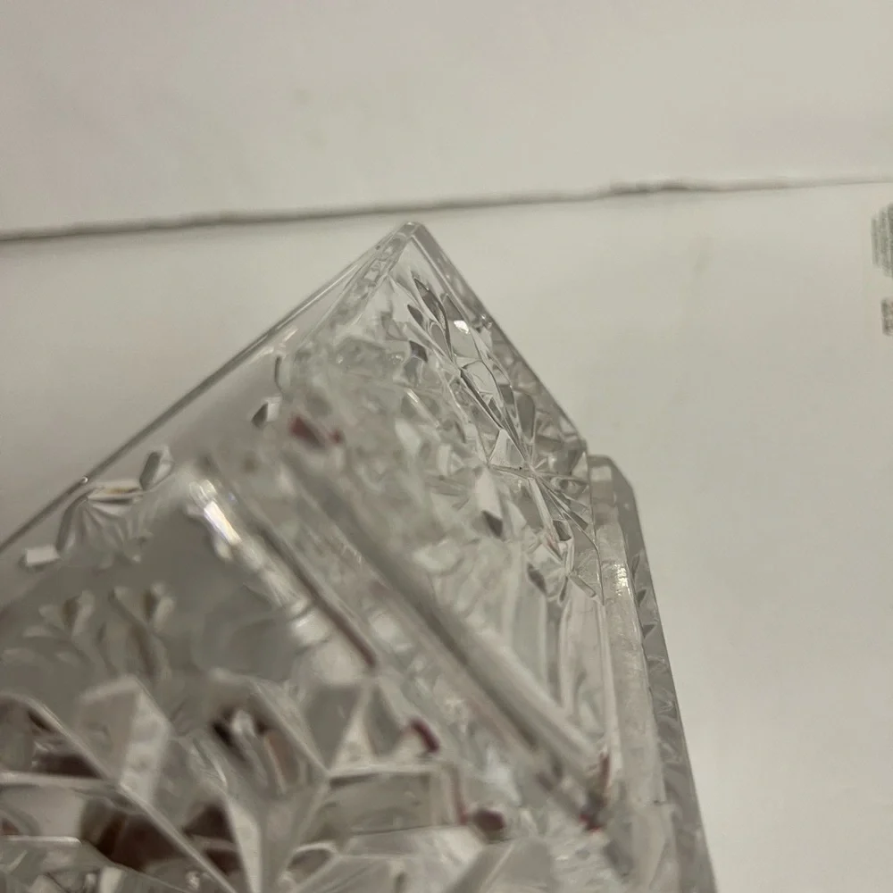 Vintage Elegant Snowflake Crystal Glass Trinket Box
